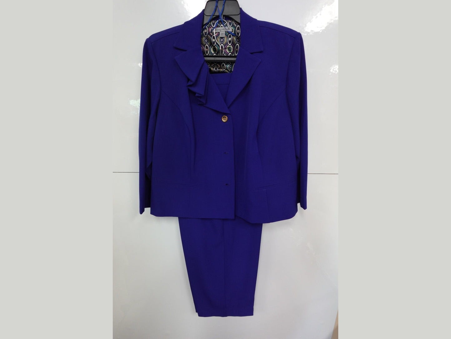Danny and nicole, Suit, 20W