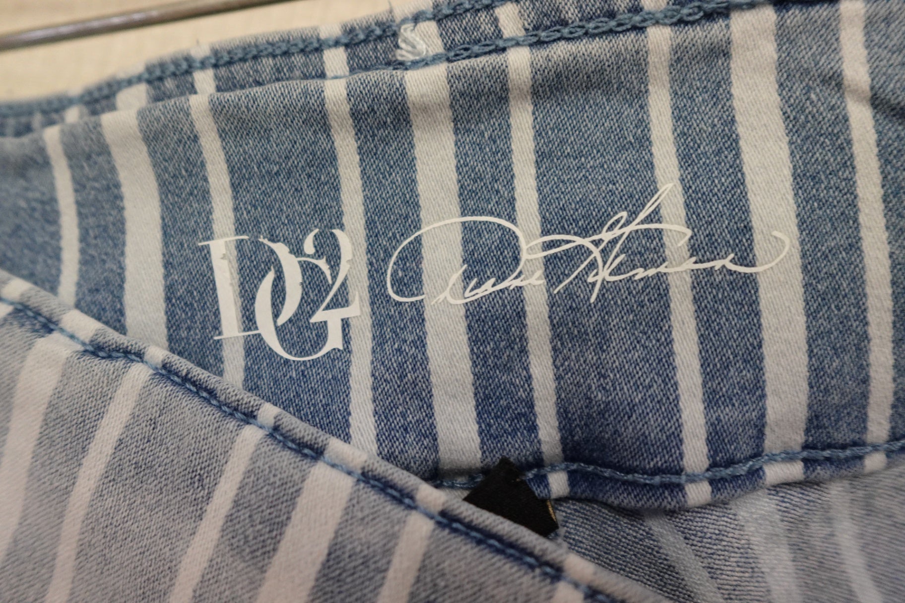 DG2, Capri/Cropped Pants, 3XT
