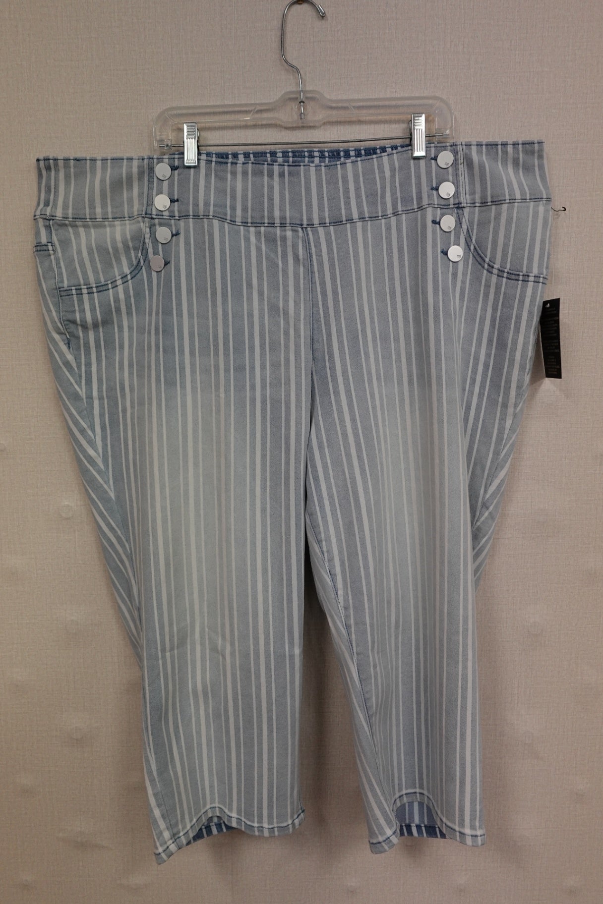 DG2, Capri/Cropped Pants, 3XT