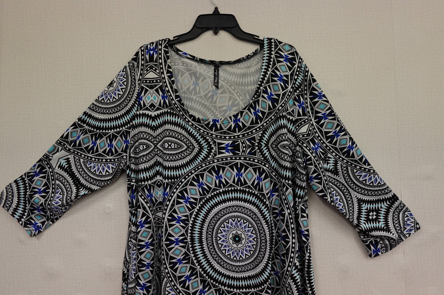 white mark, 3/4 Sleeve Top, 4XL