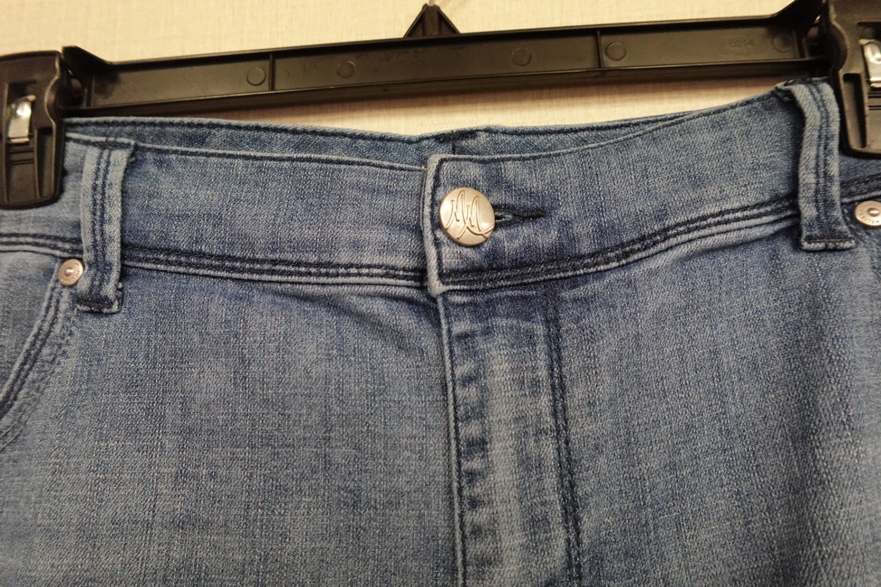 Lissa MCcarthy, Shorts, 24W