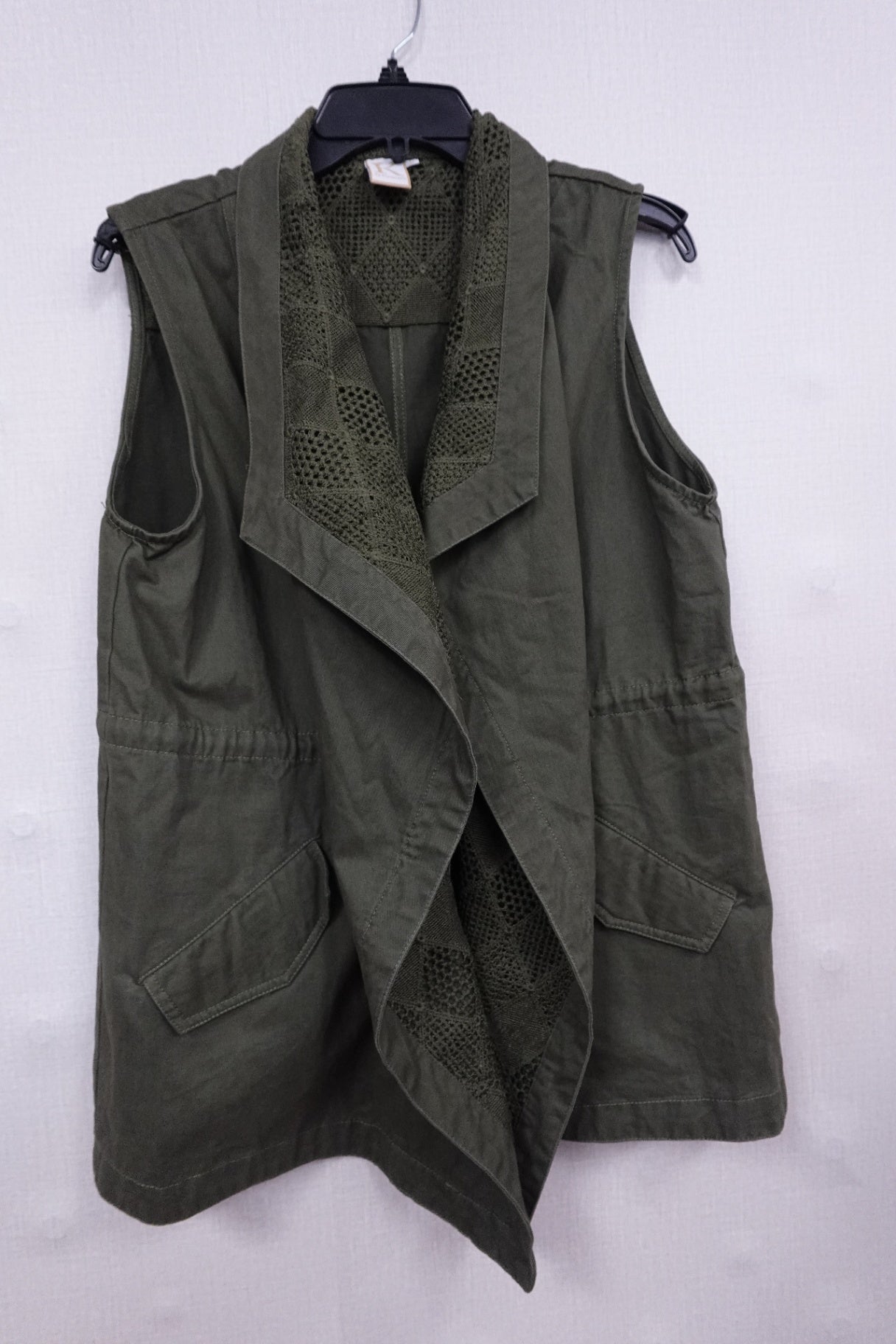 Kinnucans, Light layer/vest, L