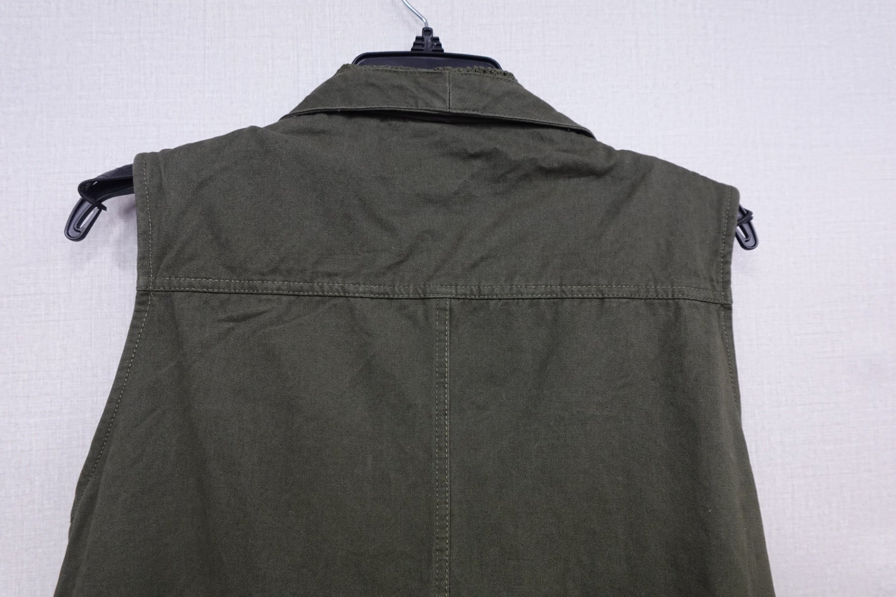 Kinnucans, Light layer/vest, L