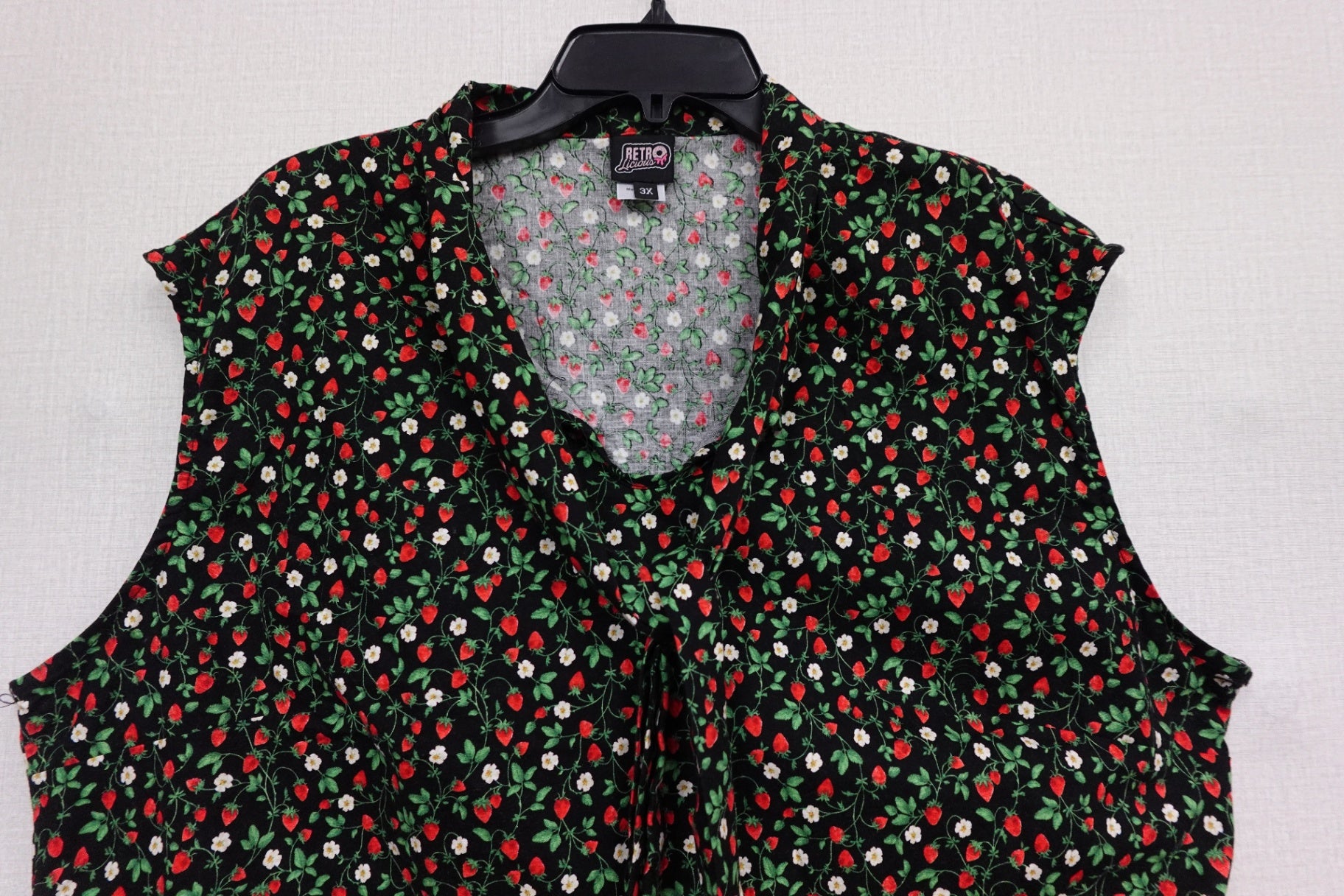 Retrolicious, Sleeveless Top, 3X