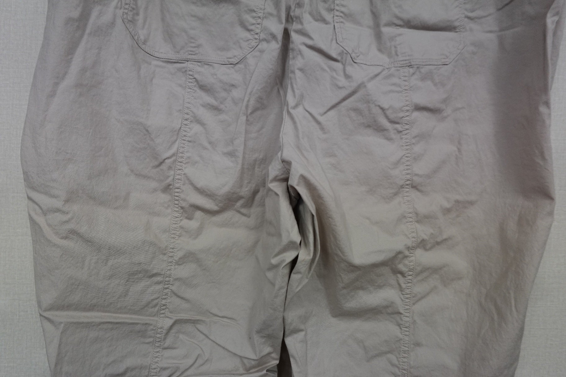 Torrid, Capri/Cropped Pants, 4R