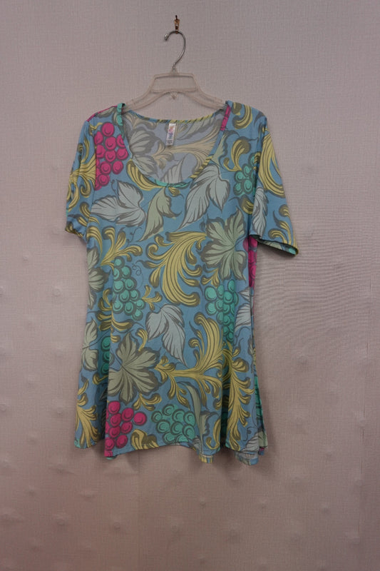 Lularoe, SHORT SLEEVED TOP, XL