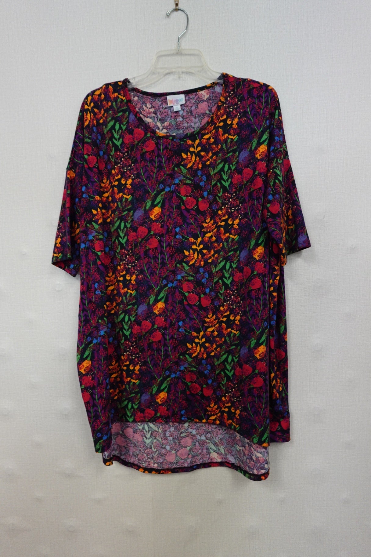 Lularoe, SHORT SLEEVED TOP, Xl