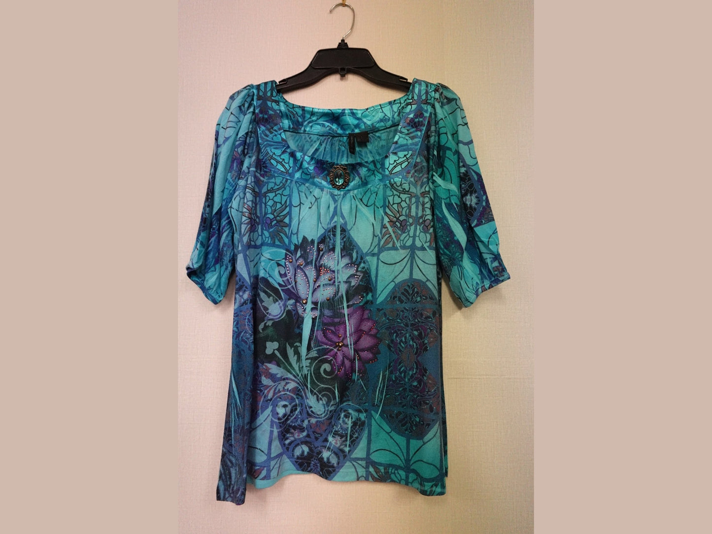 New directions, SHORT SLEEVED TOP, L