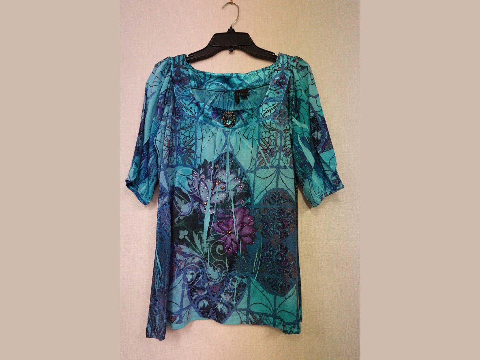 New directions, SHORT SLEEVED TOP, L