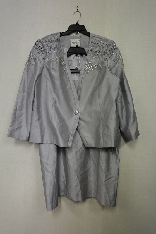 PROMISE COLLECTION, Formal 3 Piece suit, 22