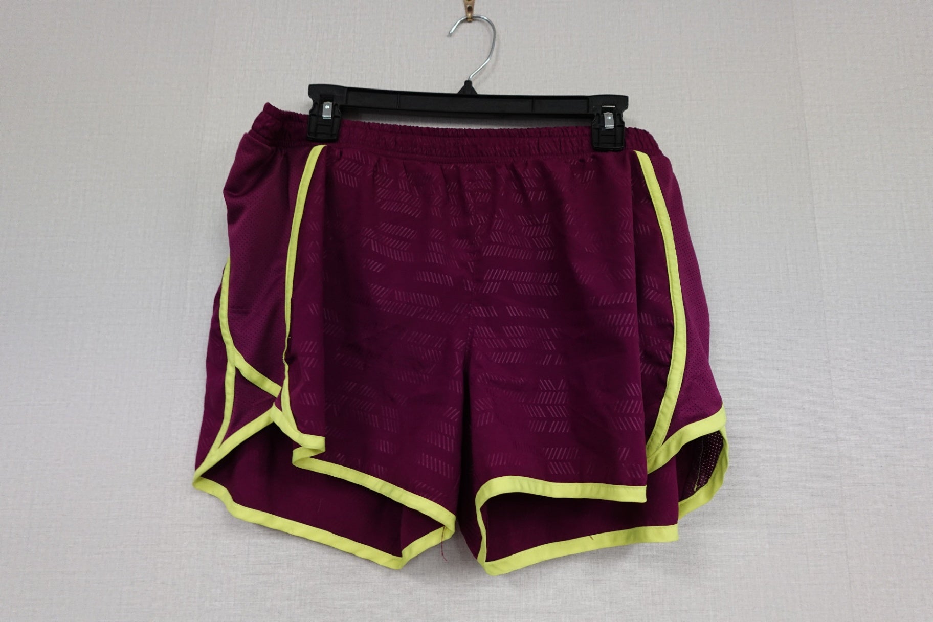 Danskin Now, Active shorts, L