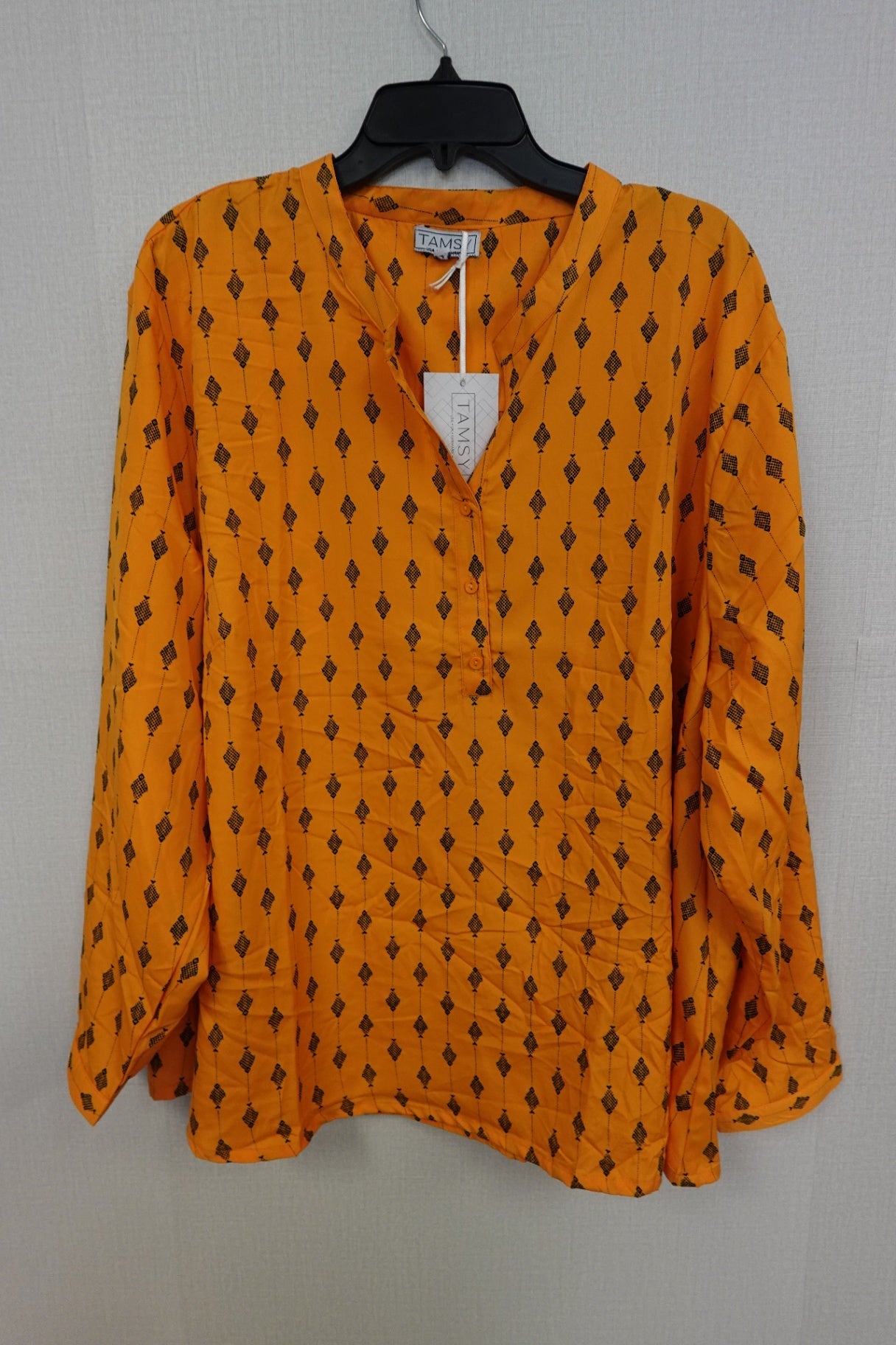 NEW- TAMSY, Short Sleeves Top, 2X