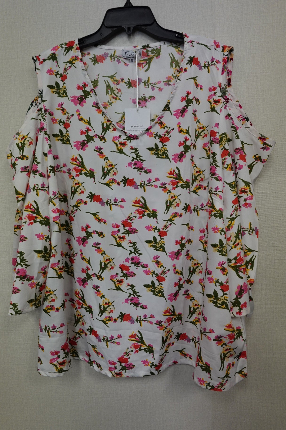 NEW- TAMSY, Short Sleeves Top, 2X