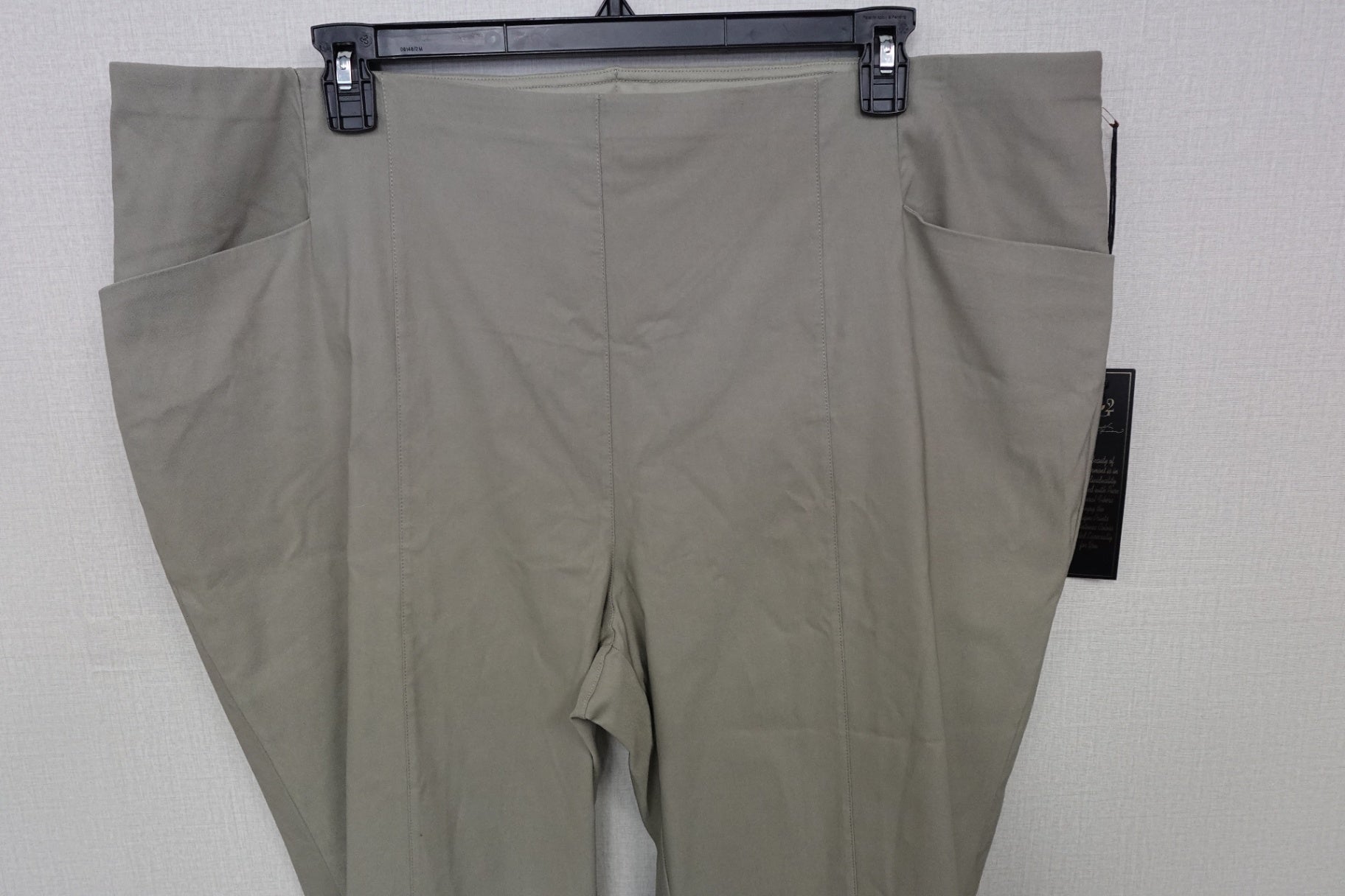 NEW, DG2, Pants, 22W