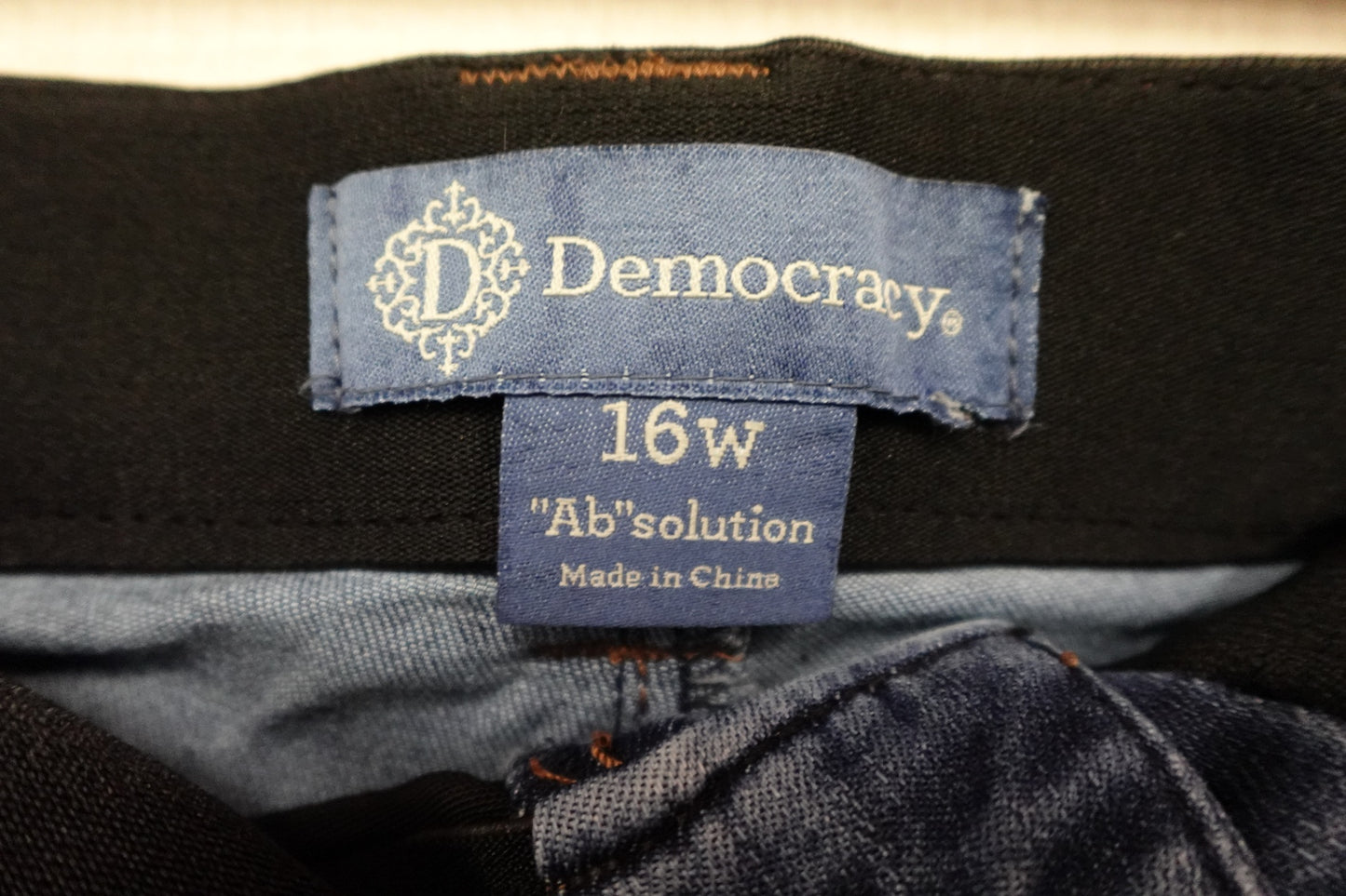 Democracy, Shorts, 16W