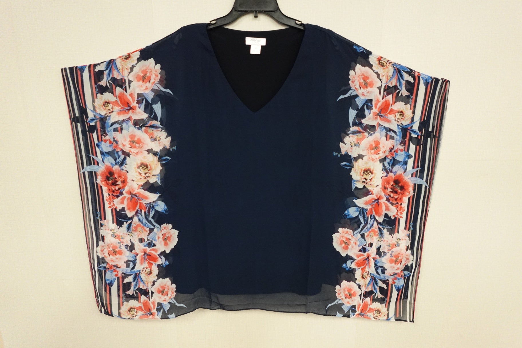 Avenue, Kaftan, 20