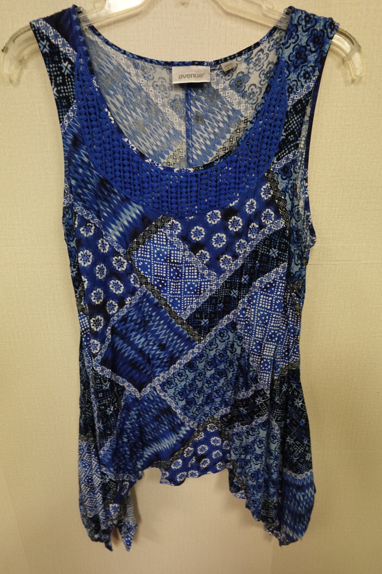 Avenue, Sleeveless Top, 18/20