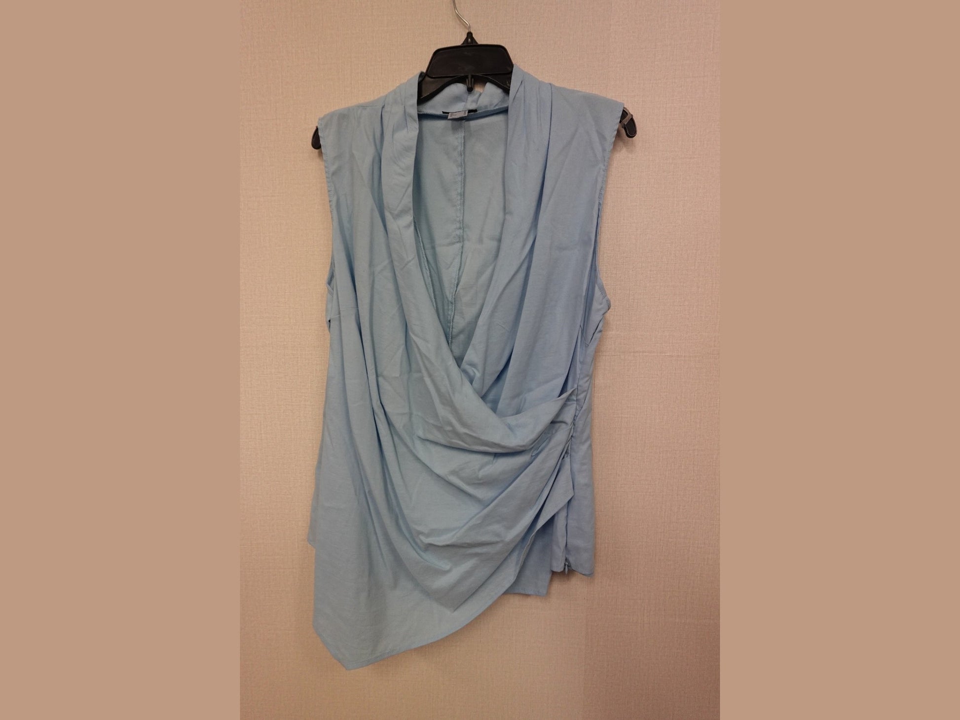 Venus, Sleeveless top, 20