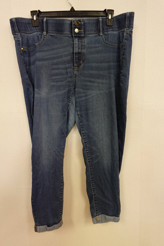 APT 9, Pants, 20W