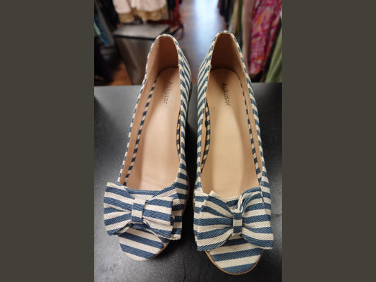 Aukusor, Pumps, 10