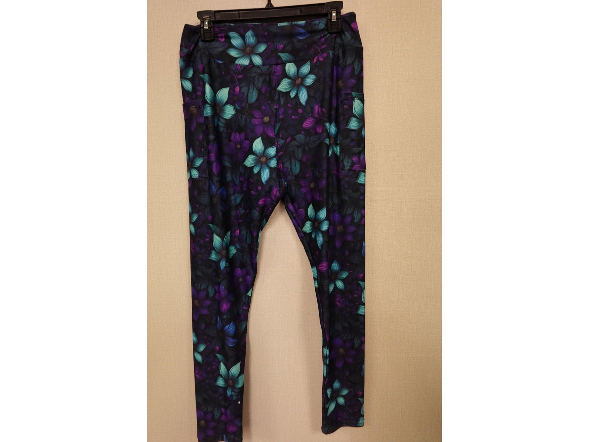 TL Clothing, Leggings, XL