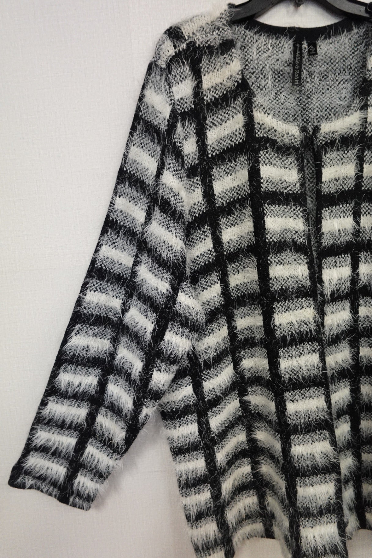 Allie & Rob, Cardigan, 3X- Condition: Very Good
