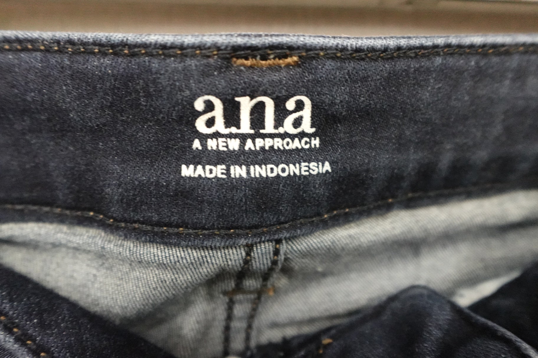 ana, Jeans- Skinny, 18- Condition: Very Good