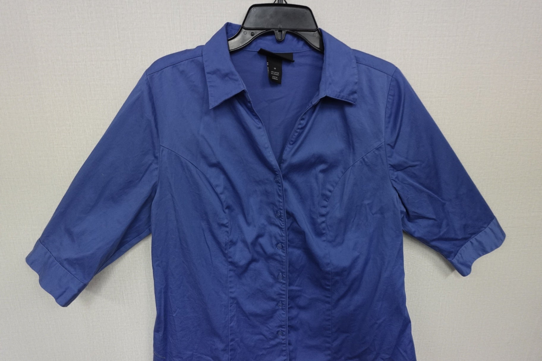 Lane Bryant, 3/4 SLEEVE TOP, 16- Condition: Very Good