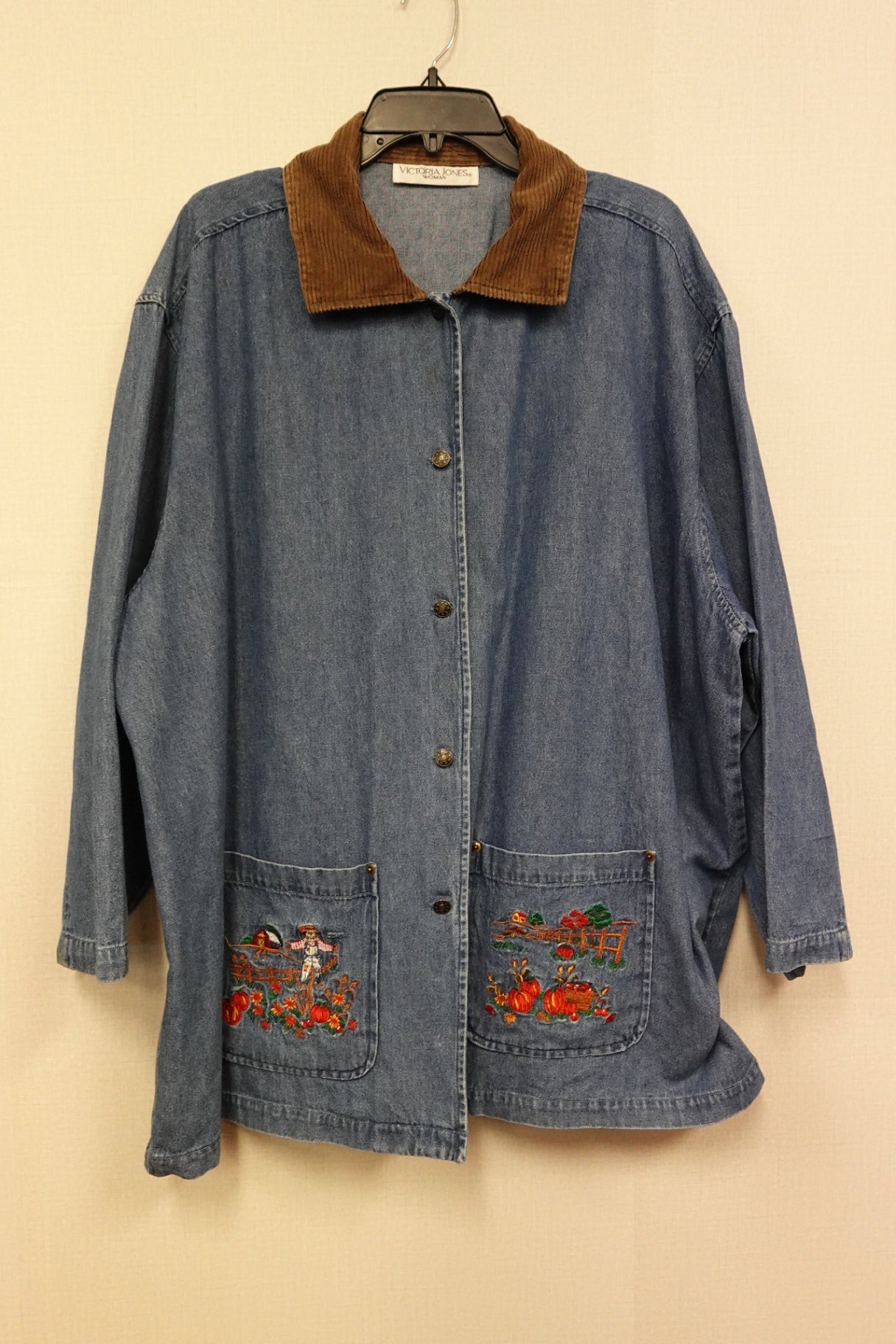 Victoria Jones, Light Jacket, 3X/4X- Condition: Very Good