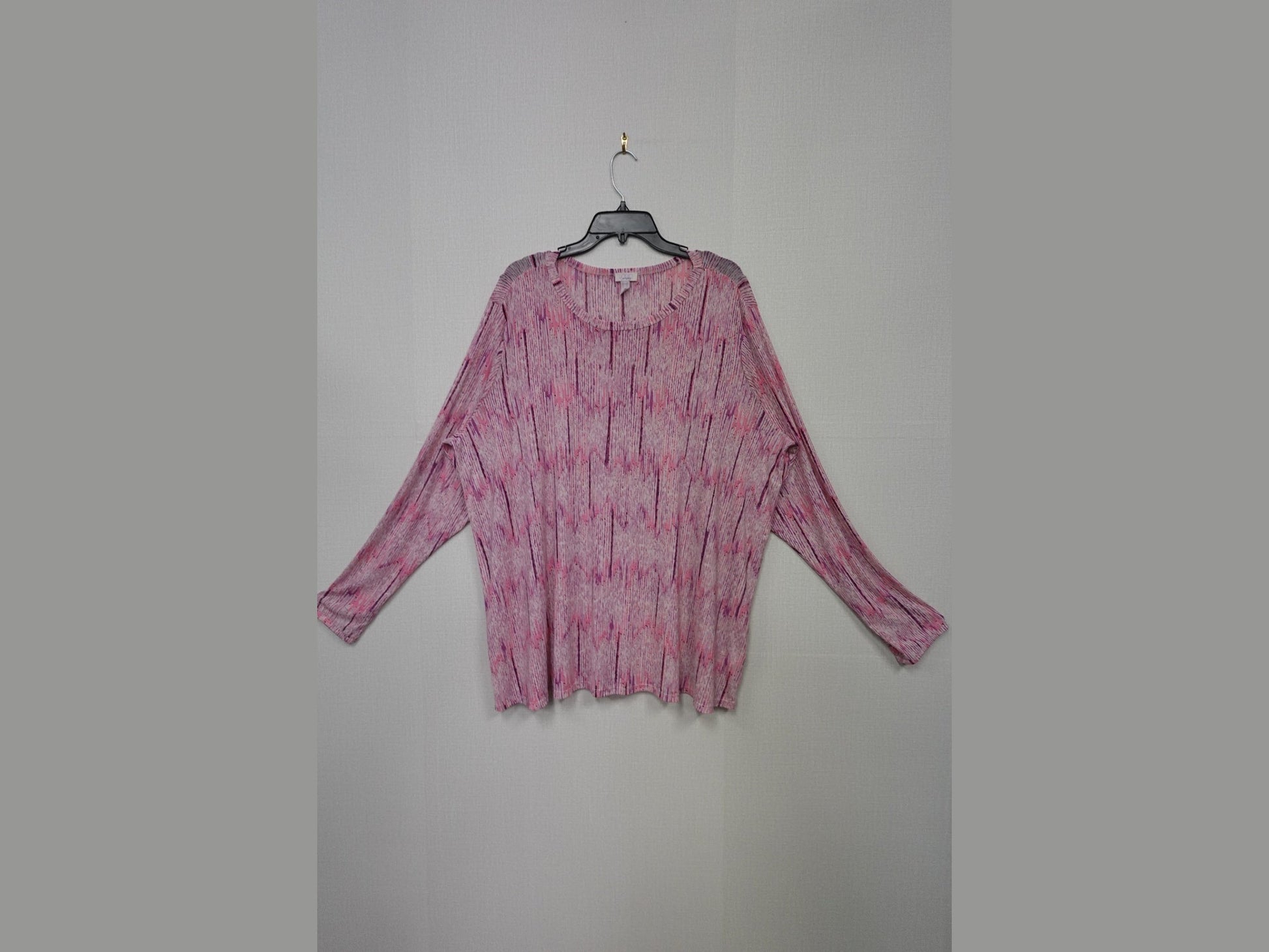 Logo layers, Long Sleeves Top, 3X