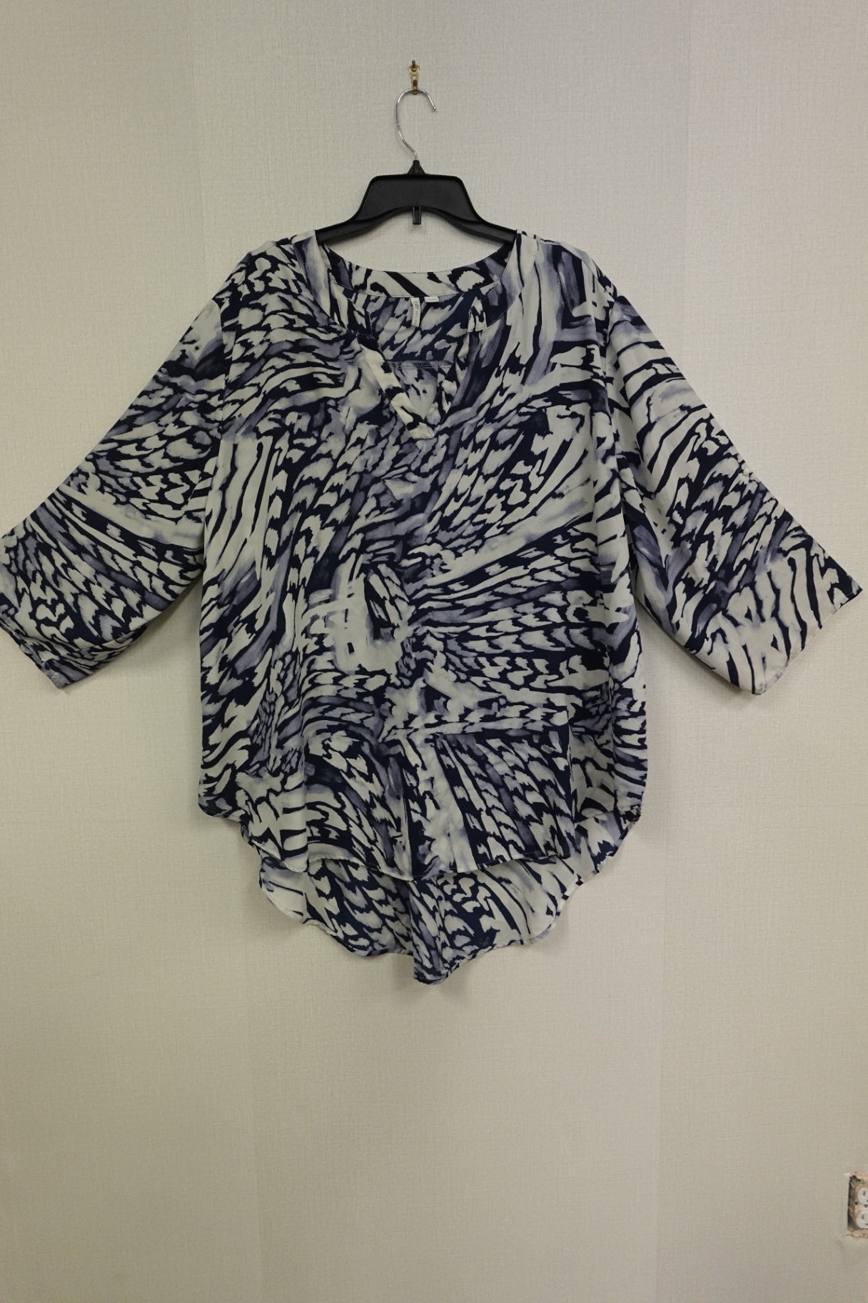 CATO EST 1946, 3/4 SLEEVE TOP, 26/28W