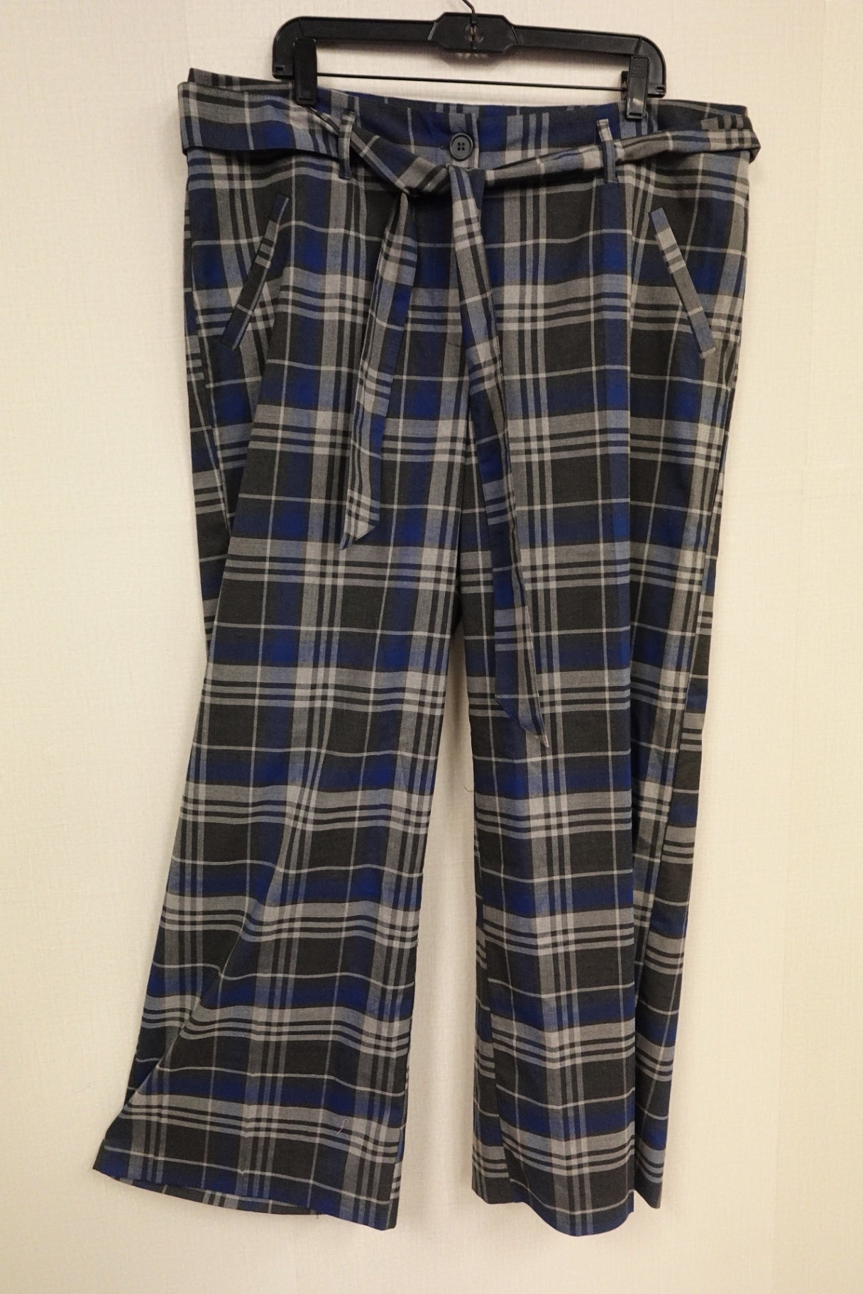 Ashley Stewart, Pants, 20
