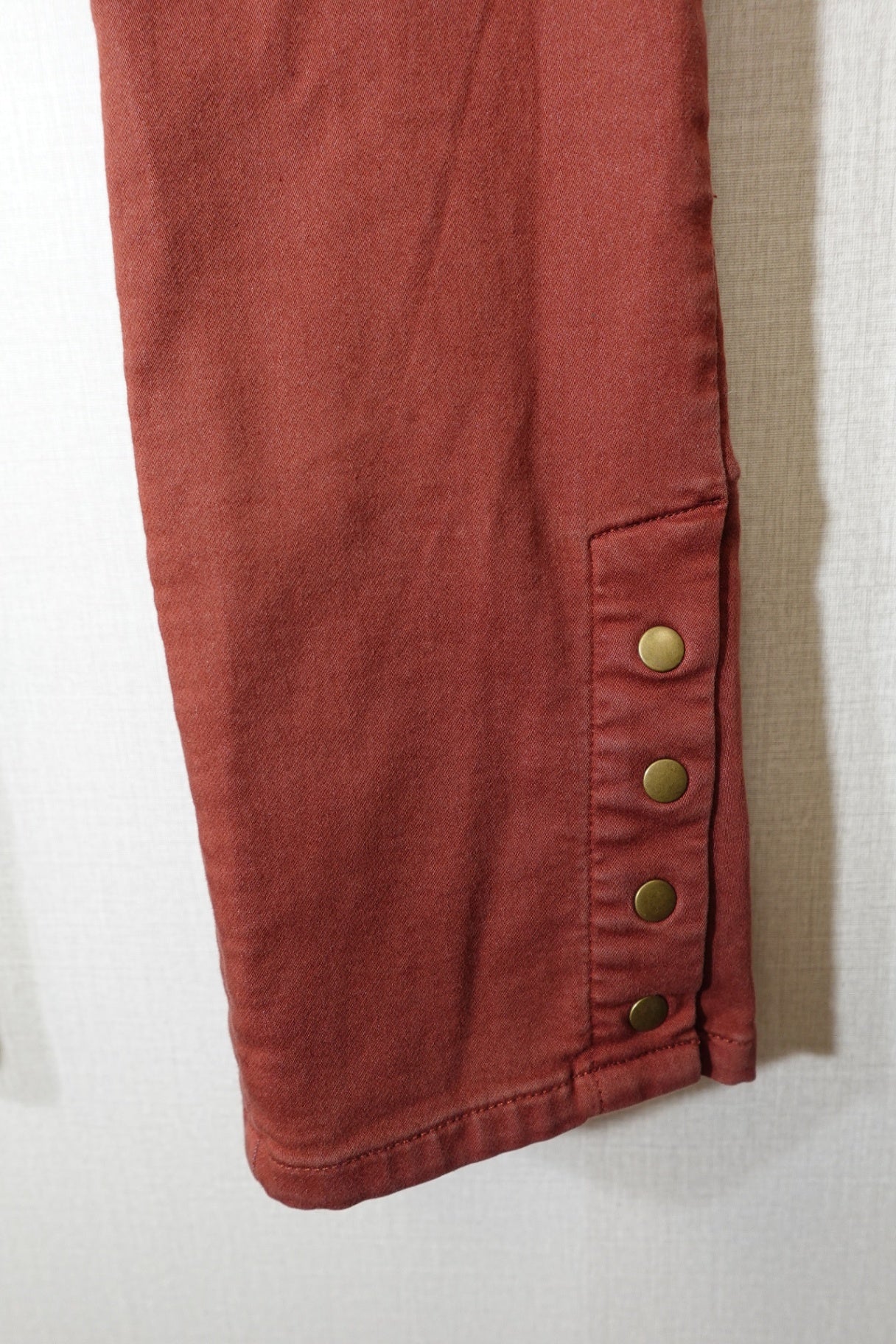D & Co, Pants,