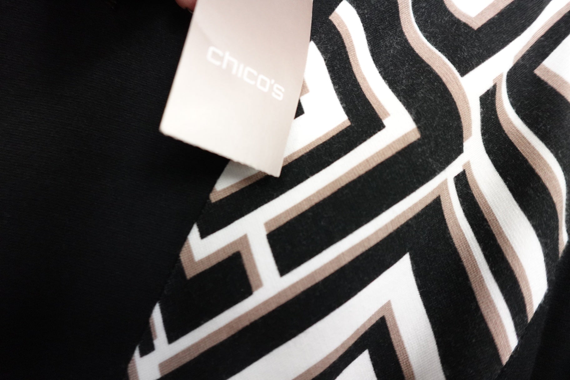 Black Label Chicos, NWT Dress, L/XL (chicos 2.5)