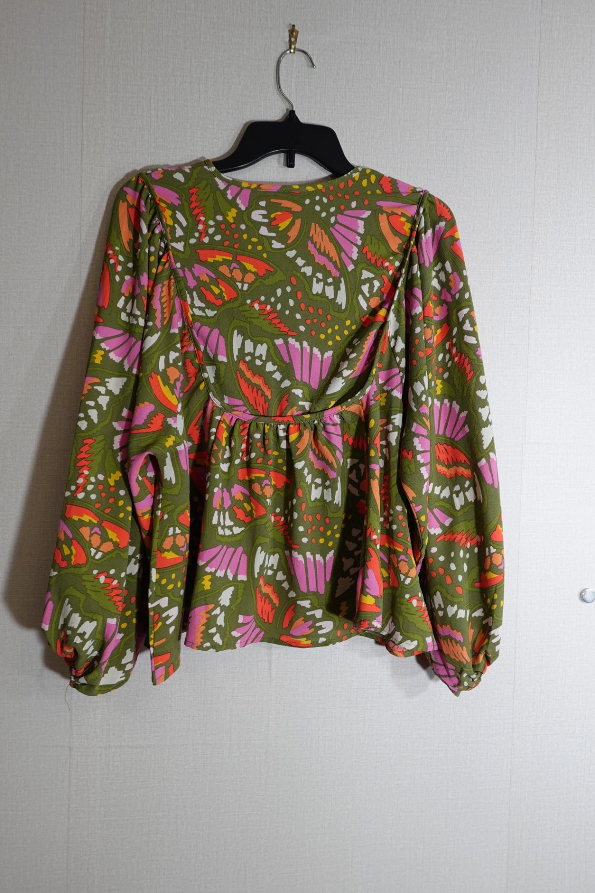 Michelle Mcdowell, Long Sleeves Top, L/XL