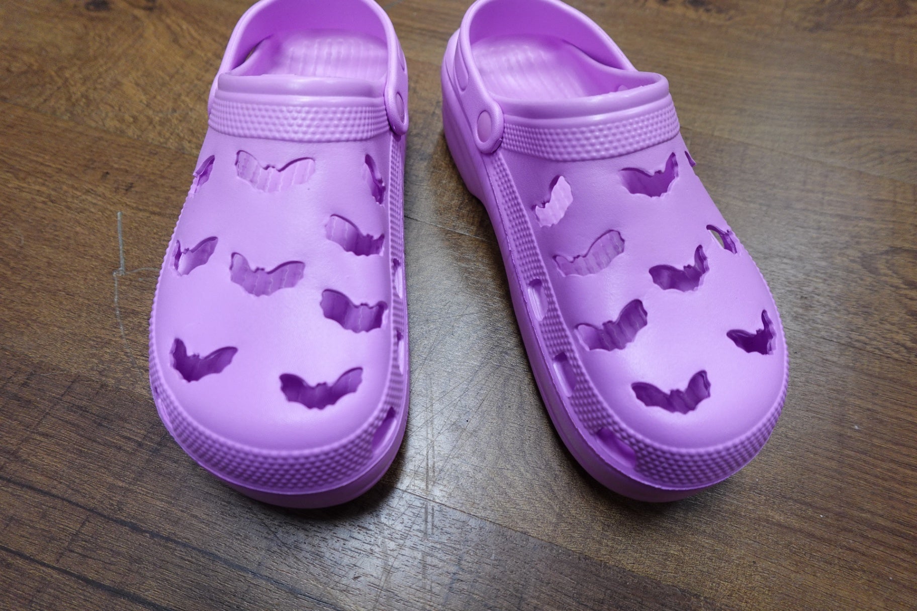 Rips Halloween Bat Slides, Slides, 11W