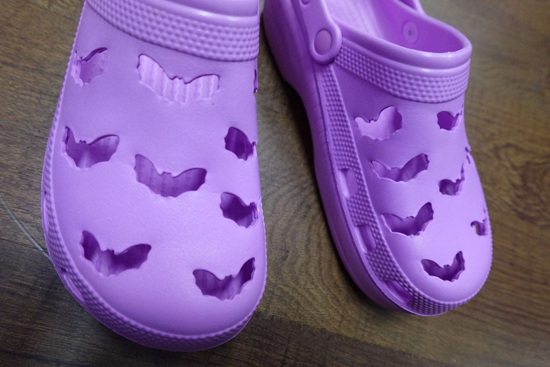 Rips Halloween Bat Slides, Slides, 11W