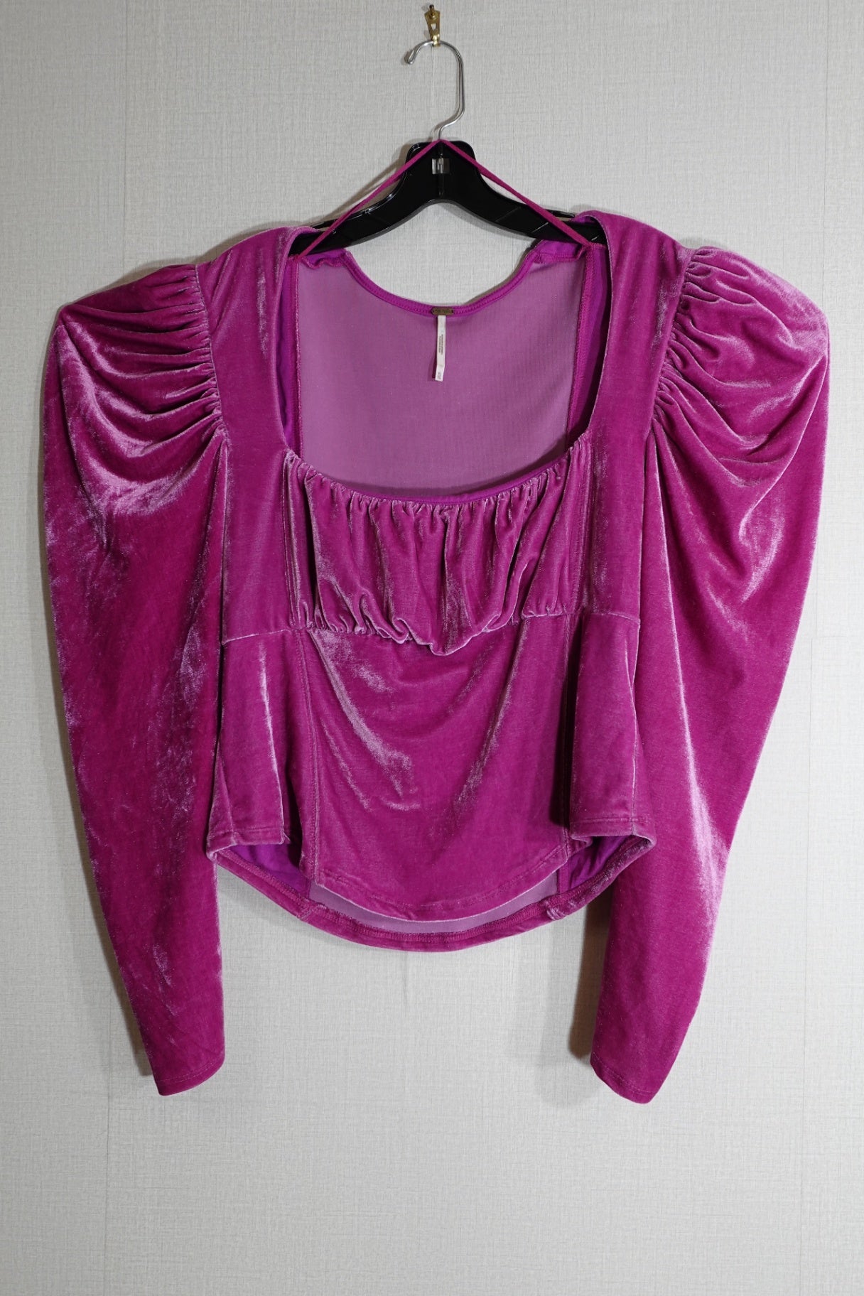 free people, Long Sleeves Top: Cropped, XL (runs small)