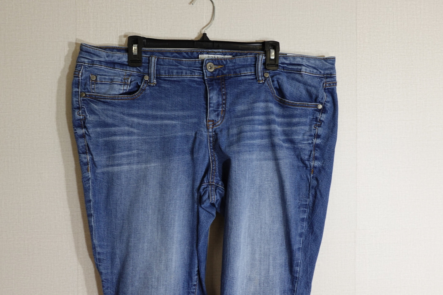 Torrid, Jeans: Ankle Skinny, 18