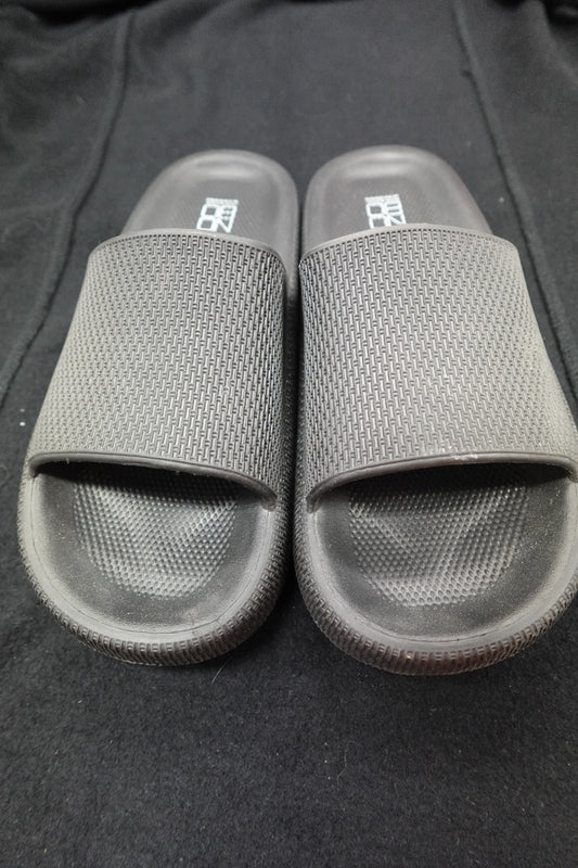 nobo, Shoe: slides, 7W