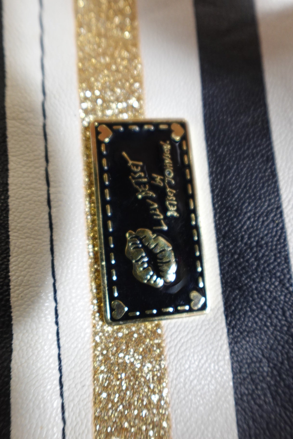 Betsy Johnson, PURSE/BAG, Meduim