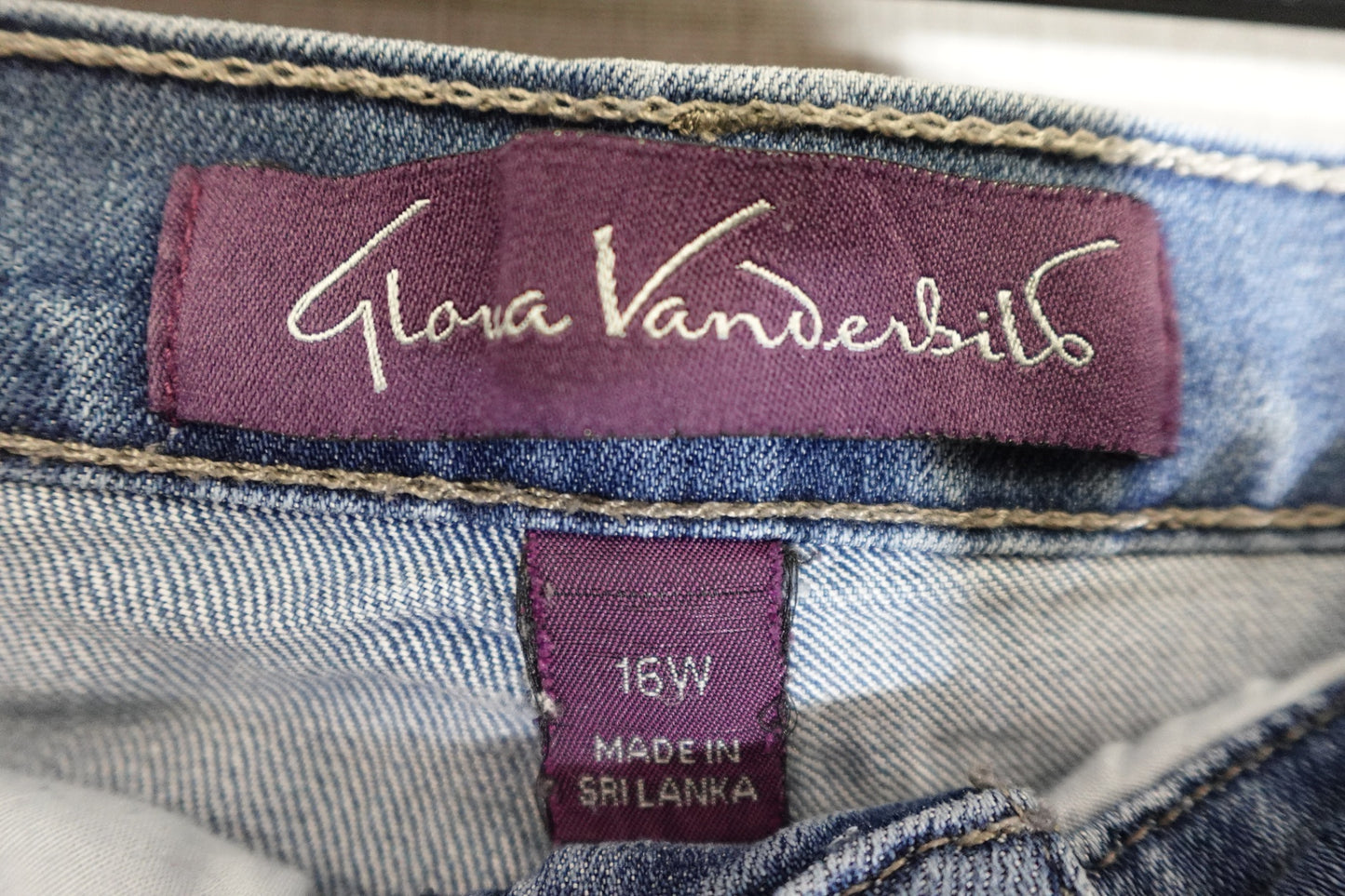 Gloria Vanderbilt, JEANS, 16WS