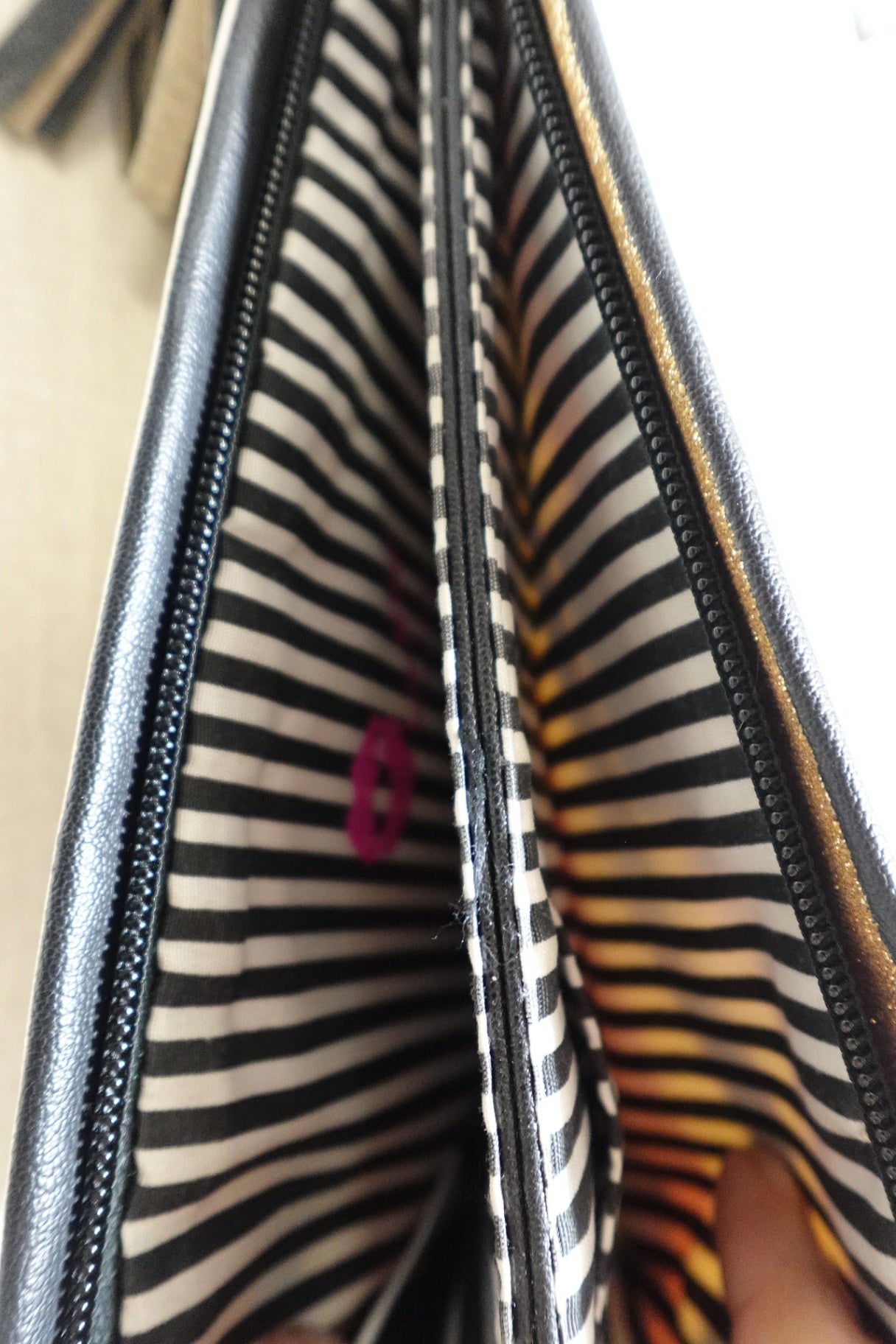 Betsy Johnson, PURSE/BAG, Meduim