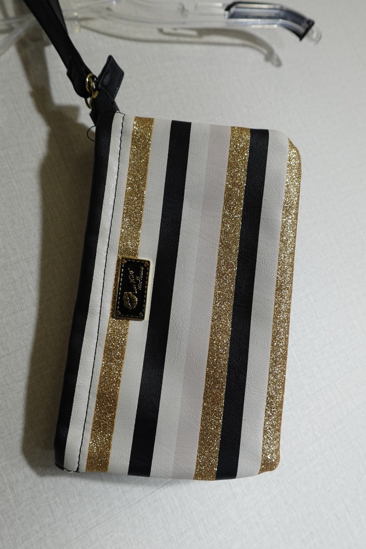 Betsy Johnson, PURSE/BAG, Meduim