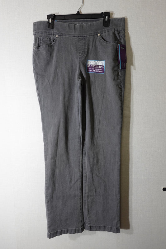 Gloria Vanderbilt, New Jeans: relaxed, 12