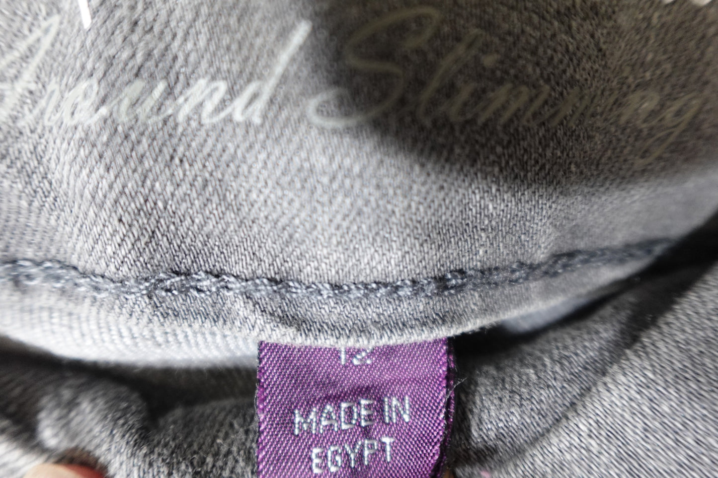 Gloria Vanderbilt, New Jeans: relaxed, 12