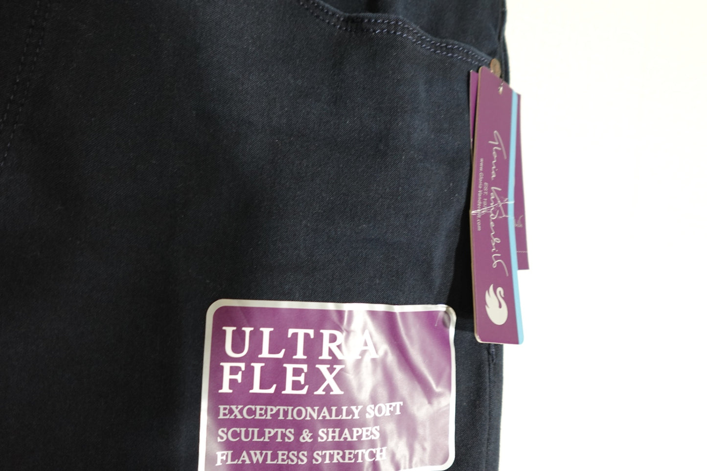 Gloria Vanderbilt, New Jeans: relaxed, 12