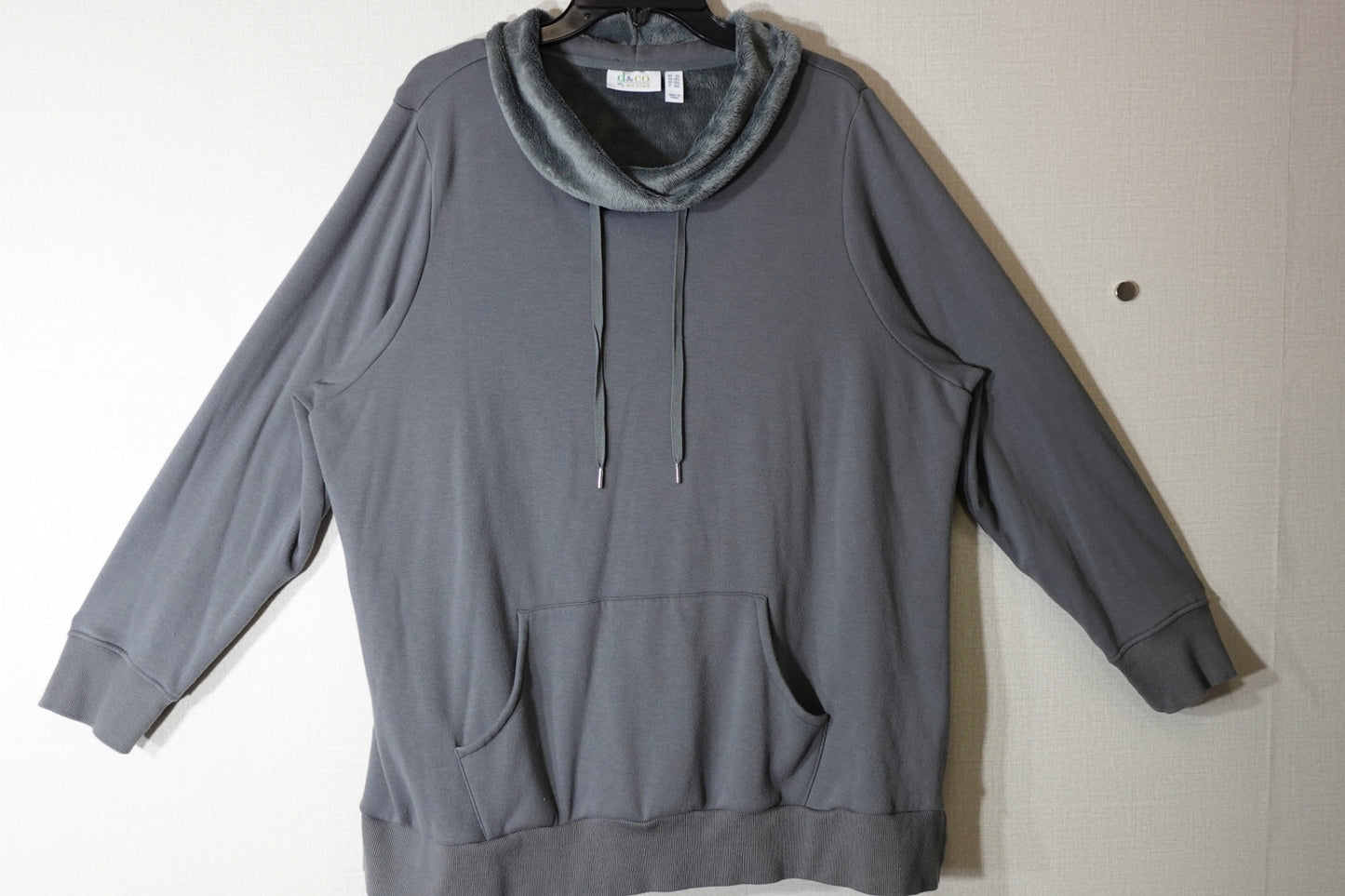 D & CO active, Long Sleeve Top, 2X