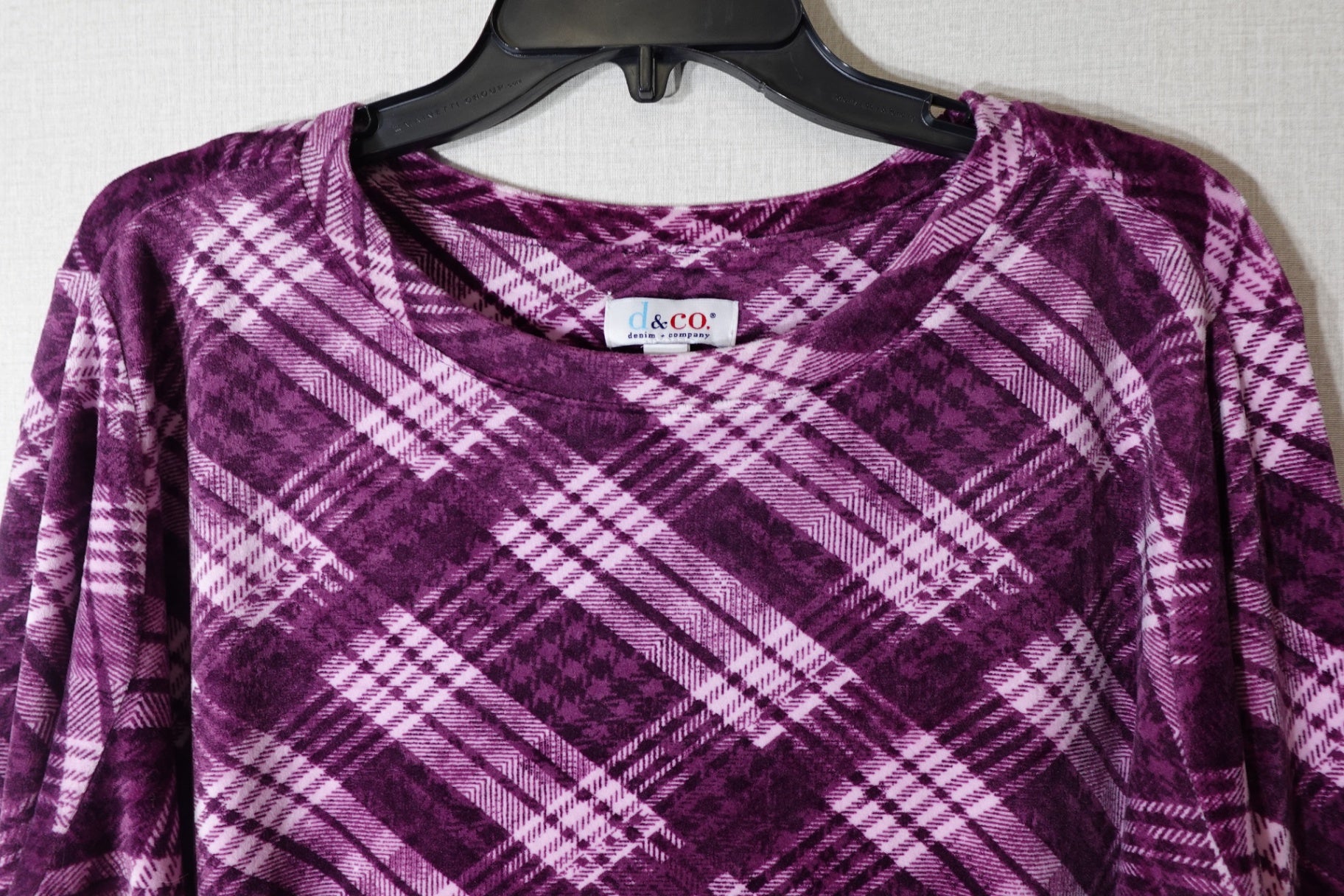 D&CO, Pajama Set, 2X (pants) 3X (tops)