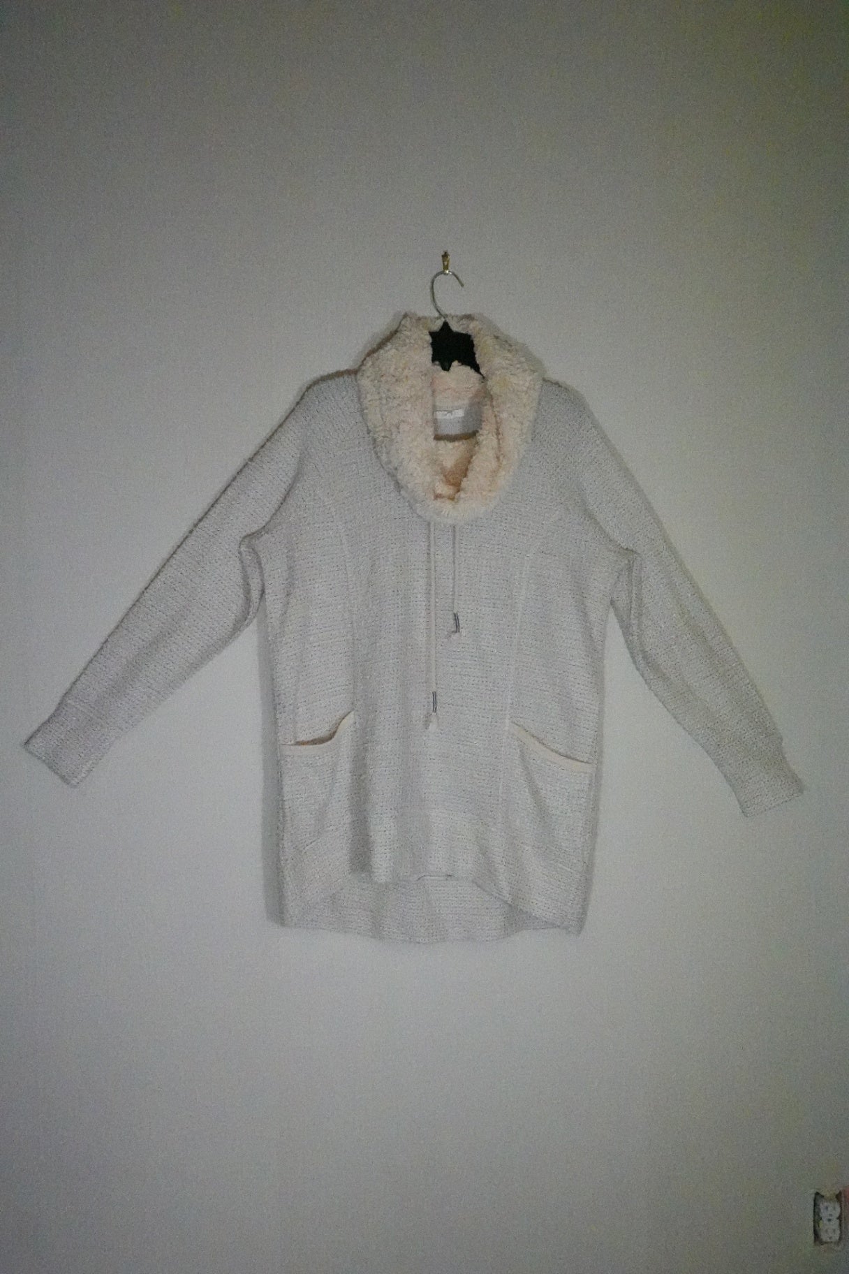 Maurices, Sweatshirt, Large (0)